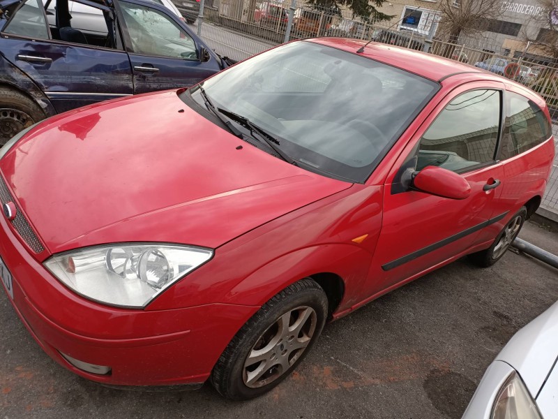 ford focus berlina (cak) del año 2004