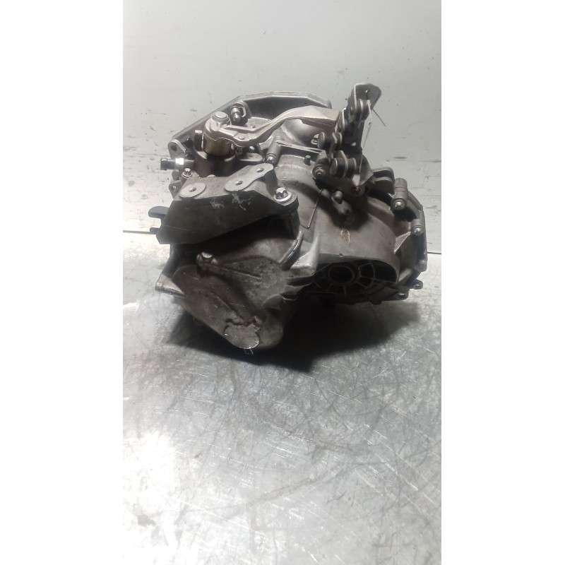 Recambio de caja cambios para opel vectra c berlina 1.9 16v cdti cat (z 19 dth / lrd) referencia OEM IAM F40 R05043875F1 