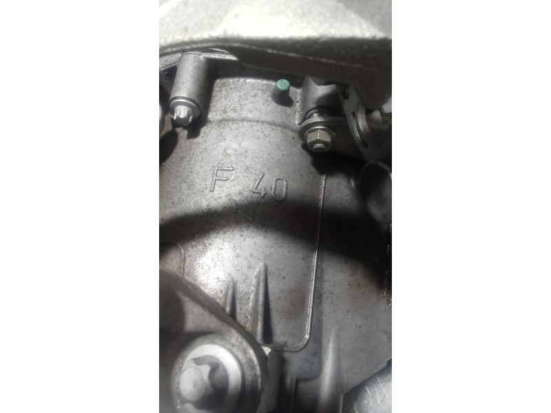 Recambio de caja cambios para opel vectra c berlina 1.9 16v cdti cat (z 19 dth / lrd) referencia OEM IAM F40 R05043875F1 