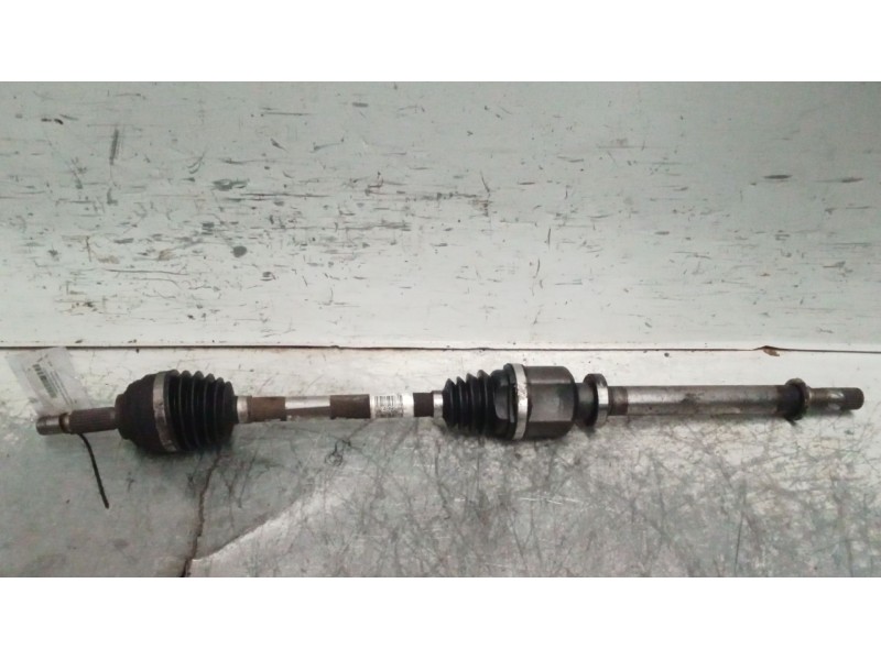 Recambio de transmision delantera derecha para renault clio iii confort dynamique referencia OEM IAM 8200499586  