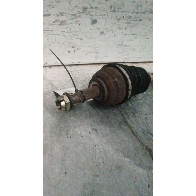 Recambio de transmision delantera derecha para renault clio ii fase i (b/cbo) 1.2 16 v rt (b/cb05/w) referencia OEM IAM   