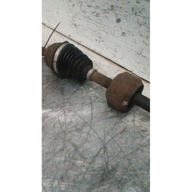 Recambio de transmision delantera derecha para renault clio ii fase i (b/cbo) 1.2 16 v rt (b/cb05/w) referencia OEM IAM   