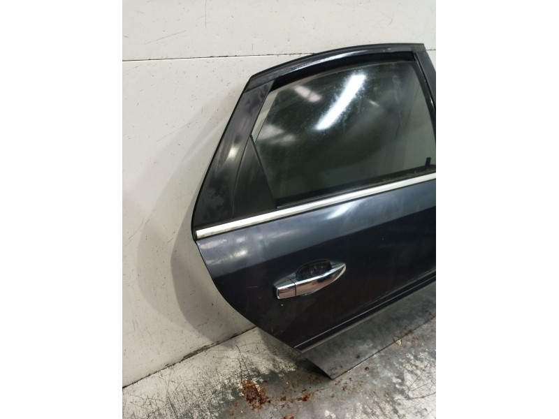 Recambio de puerta trasera derecha para opel vectra c berlina 3.0 v6 cdti cat (z 30 dt / ldh) referencia OEM IAM  5P 