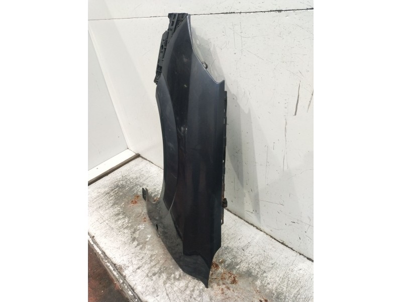 Recambio de aleta delantera izquierda para opel vectra c berlina 3.0 v6 cdti cat (z 30 dt / ldh) referencia OEM IAM   