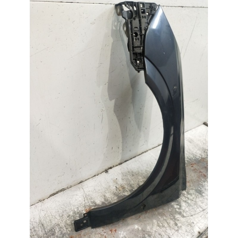 Recambio de aleta delantera izquierda para opel vectra c berlina 3.0 v6 cdti cat (z 30 dt / ldh) referencia OEM IAM   