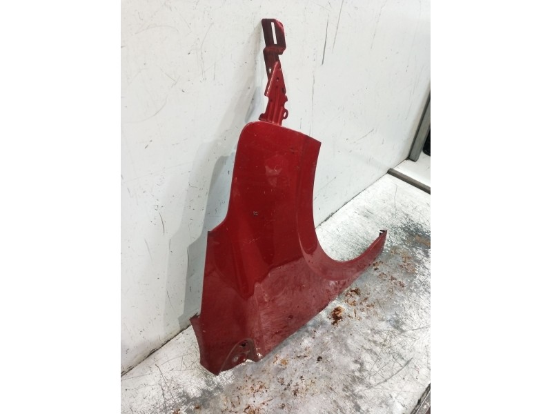 Recambio de aleta delantera derecha para peugeot 208 active referencia OEM IAM   