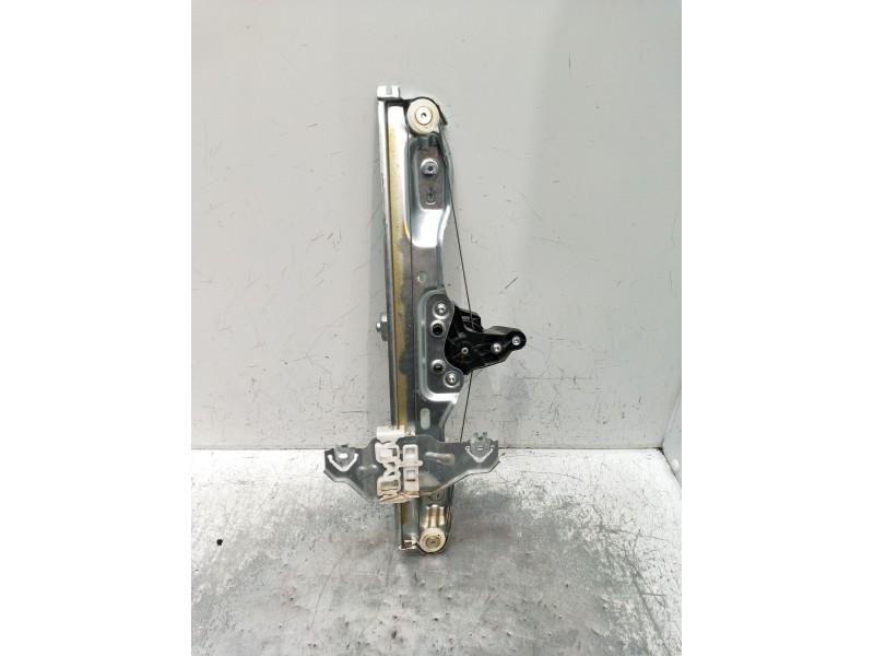 Recambio de elevalunas trasero derecho para nissan qashqai ii (j11, j11_) 1.2 dig-t referencia OEM IAM C17321101 827004EA0A 5P