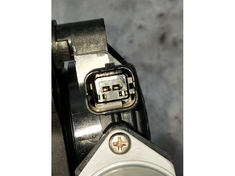 Recambio de elevalunas trasero derecho para nissan qashqai ii (j11, j11_) 1.2 dig-t referencia OEM IAM C17321101 827004EA0A 5P