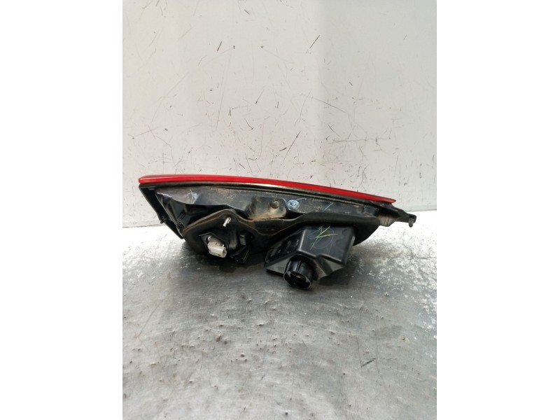 Recambio de piloto trasero derecho interior para nissan qashqai ii (j11, j11_) 1.2 dig-t referencia OEM IAM   