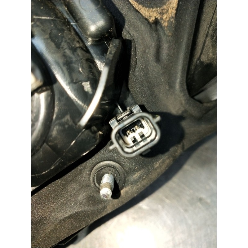 Recambio de piloto trasero derecho interior para nissan qashqai ii (j11, j11_) 1.2 dig-t referencia OEM IAM   