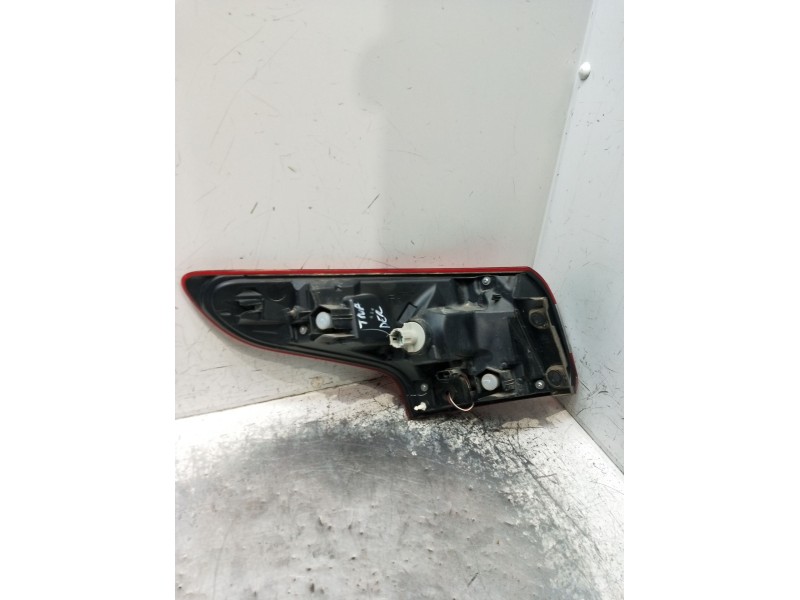 Recambio de piloto trasero derecho para nissan qashqai ii (j11, j11_) 1.2 dig-t referencia OEM IAM   