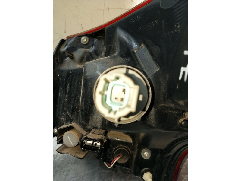 Recambio de piloto trasero izquierdo para nissan qashqai ii (j11, j11_) 1.2 dig-t referencia OEM IAM   