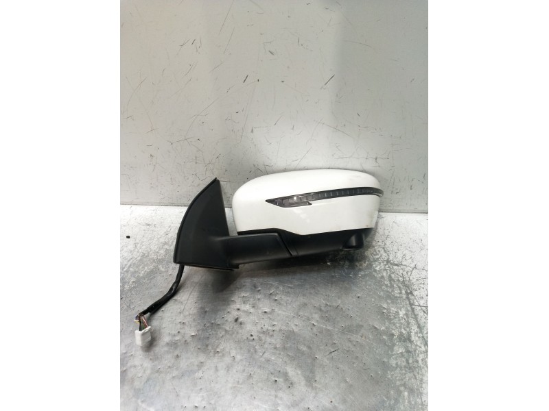 Recambio de retrovisor izquierdo para nissan qashqai ii (j11, j11_) 1.2 dig-t referencia OEM IAM  ELÉCTRICO 