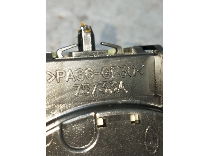 Recambio de mando limpia para kia picanto 1.1 ex referencia OEM IAM 75733A  