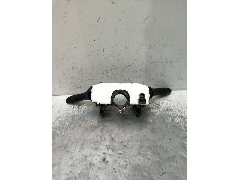 Recambio de mando luces para nissan qashqai ii (j11, j11_) 1.2 dig-t referencia OEM IAM 16928SN1  