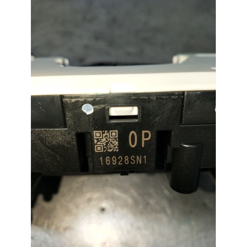 Recambio de mando luces para nissan qashqai ii (j11, j11_) 1.2 dig-t referencia OEM IAM 16928SN1  