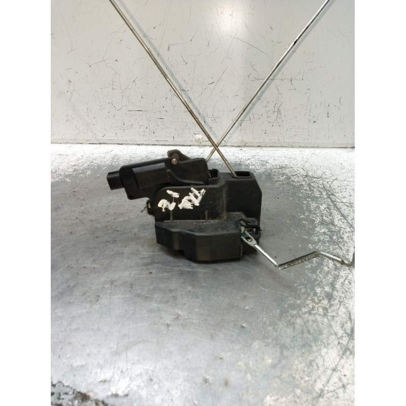 Recambio de motor cierre centralizado trasero izquierdo para kia picanto 1.1 ex referencia OEM IAM  5P 