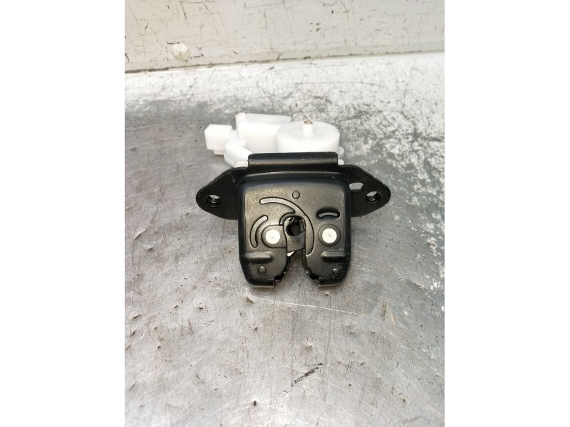 Recambio de motor cierre centralizado porton para nissan qashqai ii (j11, j11_) 1.2 dig-t referencia OEM IAM  5P 