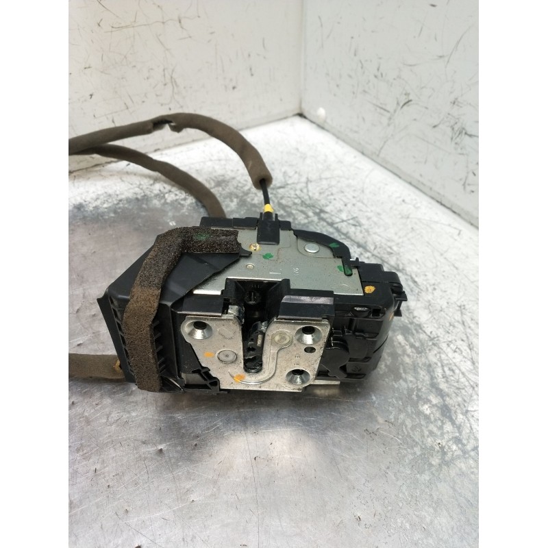 Recambio de motor cierre centralizado delantero izquierdo para nissan qashqai ii (j11, j11_) 1.2 dig-t referencia OEM IAM  5P 