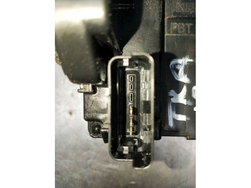 Recambio de motor cierre centralizado trasero izquierdo para nissan qashqai ii (j11, j11_) 1.2 dig-t referencia OEM IAM  5P 