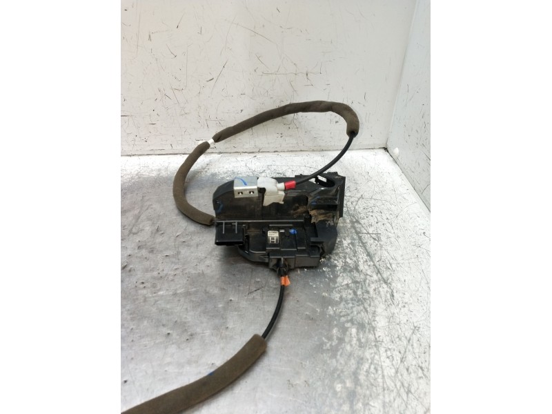 Recambio de motor cierre centralizado trasero derecho para nissan qashqai ii (j11, j11_) 1.2 dig-t referencia OEM IAM  5P 