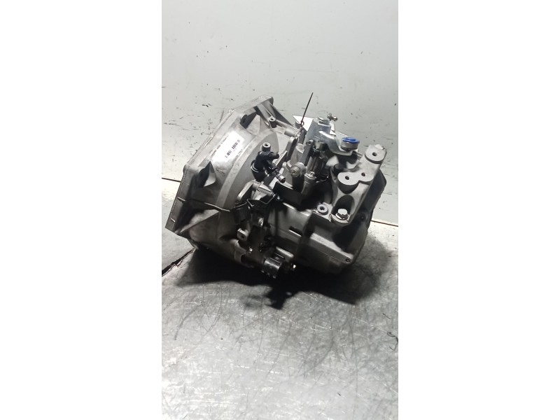 Recambio de caja cambios para opel insignia berlina cosmo referencia OEM IAM 55561696  