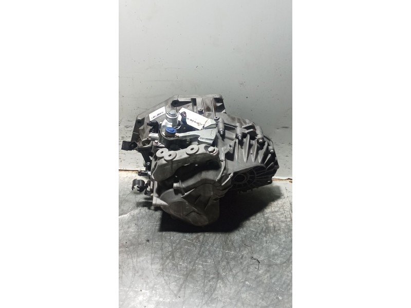 Recambio de caja cambios para opel insignia berlina cosmo referencia OEM IAM 55561696  