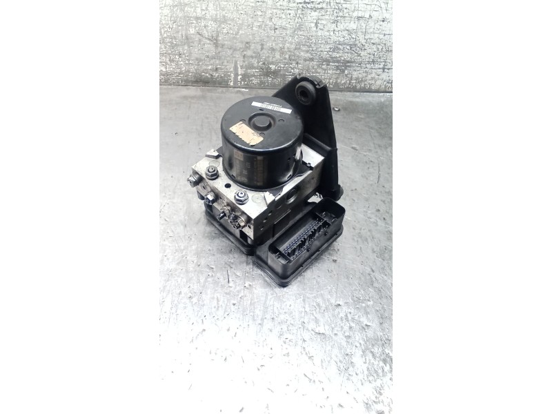 Recambio de abs para volkswagen golf v (1k1) 1.9 tdi referencia OEM IAM 1K0907379AN 1009103143 1K0614517BD 10021202204