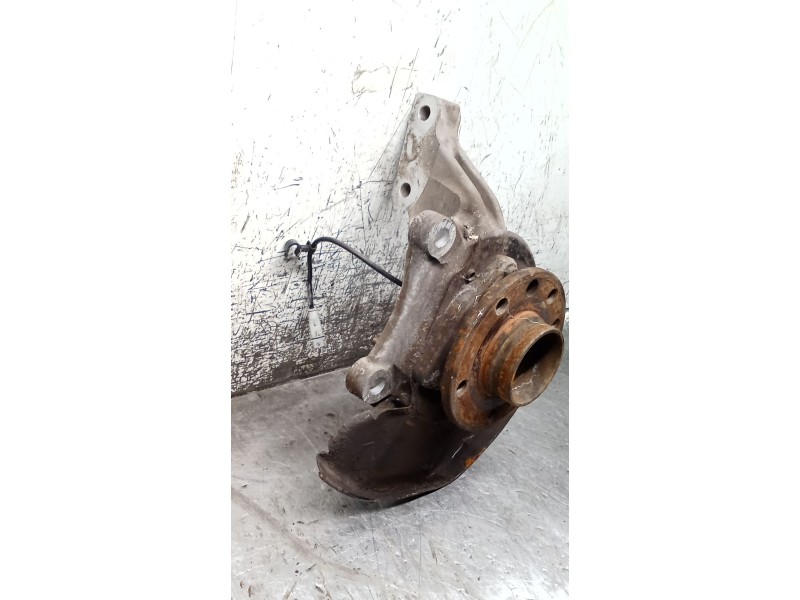 Recambio de mangueta delantera izquierda para opel vectra c berlina 3.0 v6 cdti cat (z 30 dt / ldh) referencia OEM IAM   