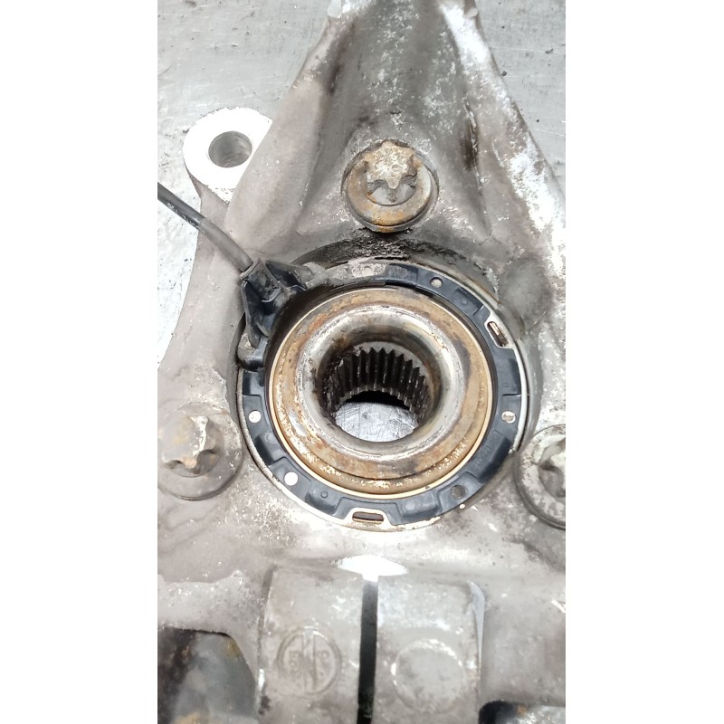 Recambio de mangueta delantera derecha para opel vectra c berlina 3.0 v6 cdti cat (z 30 dt / ldh) referencia OEM IAM   