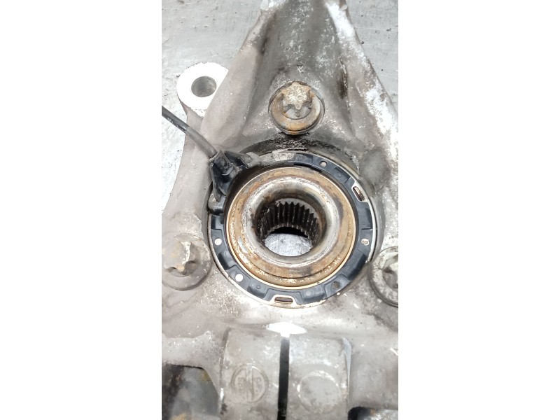 Recambio de mangueta delantera derecha para opel vectra c berlina 3.0 v6 cdti cat (z 30 dt / ldh) referencia OEM IAM   