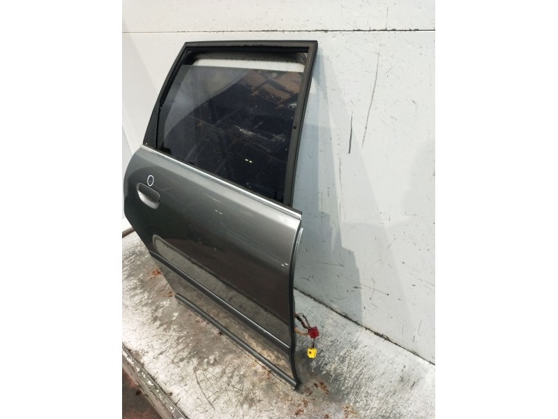 Recambio de puerta trasera derecha para audi a4 b5 avant (8d5) s4 quattro referencia OEM IAM  5P VER FOTOS