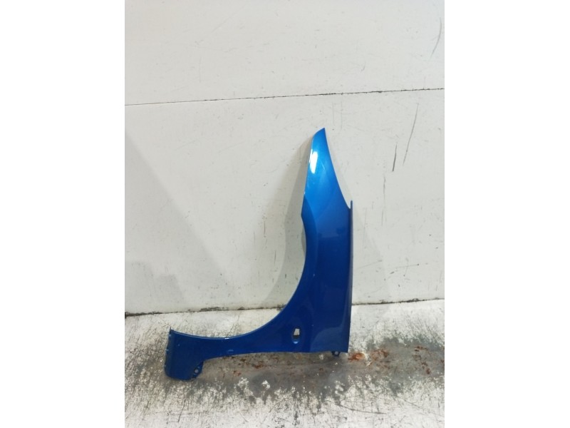 Recambio de aleta delantera izquierda para peugeot 307 berlina (s2) xr referencia OEM IAM   