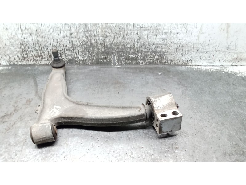 Recambio de brazo suspension inferior delantero derecho para opel vectra c berlina 3.0 v6 cdti cat (z 30 dt / ldh) referencia OE