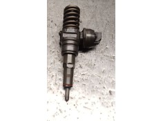Recambio de inyector para volkswagen golf v (1k1) 1.9 tdi referencia OEM IAM 038130073AG 0414720215 BOSCH
