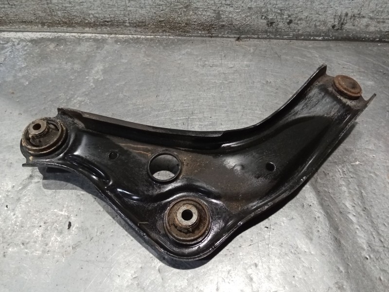Recambio de brazo suspension inferior delantero derecho para nissan qashqai ii (j11, j11_) 1.2 dig-t referencia OEM IAM   