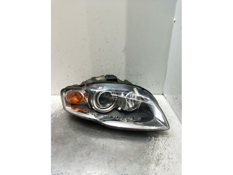 Recambio de faro derecho para audi a4 berlina (8e) 2.0 tdi 16v (103kw) referencia OEM IAM 1307329115 XENON 