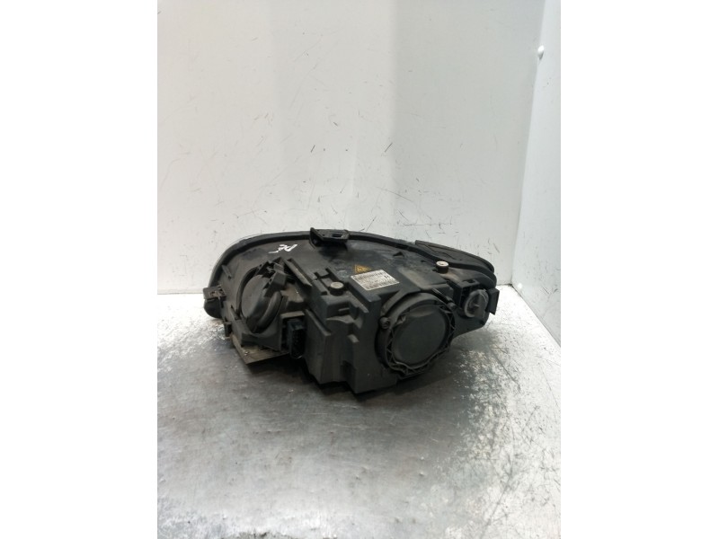 Recambio de faro derecho para audi a4 berlina (8e) 2.0 tdi 16v (103kw) referencia OEM IAM 1307329115 XENON 