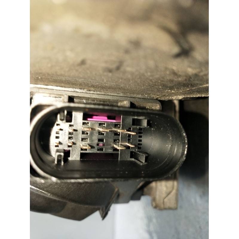 Recambio de faro derecho para audi a4 berlina (8e) 2.0 tdi 16v (103kw) referencia OEM IAM 1307329115 XENON 