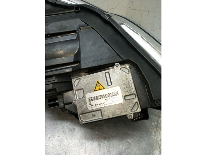 Recambio de faro derecho para audi a4 berlina (8e) 2.0 tdi 16v (103kw) referencia OEM IAM 1307329115 XENON 