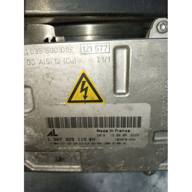Recambio de faro derecho para audi a4 berlina (8e) 2.0 tdi 16v (103kw) referencia OEM IAM 1307329115 XENON 