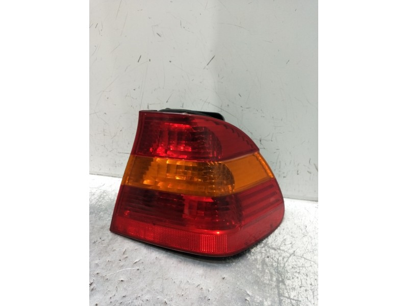 Recambio de piloto trasero derecho para bmw 3 (e46) 330 xd referencia OEM IAM   