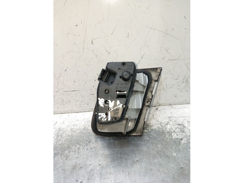 Recambio de piloto trasero izquierdo interior para bmw 3 (e46) 330 xd referencia OEM IAM 6907937  