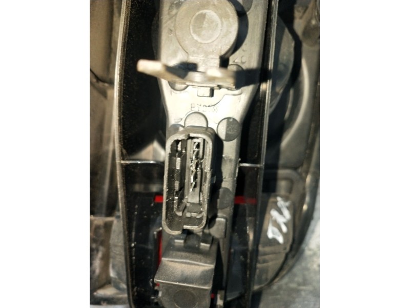 Recambio de piloto trasero izquierdo para nissan micra (k12e) plus (d) referencia OEM IAM   