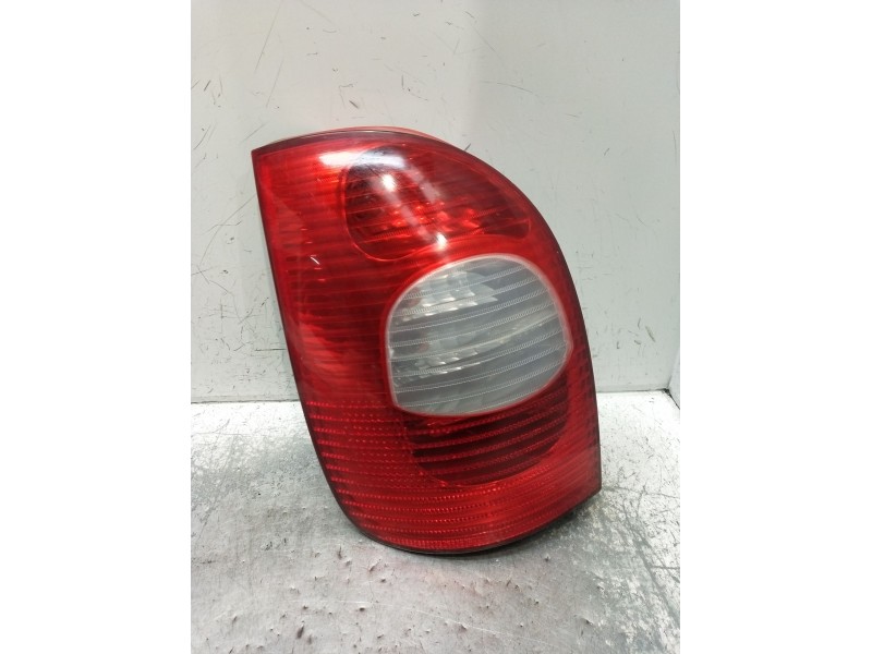 Recambio de piloto trasero izquierdo para citroën xsara picasso referencia OEM IAM 9650005880  