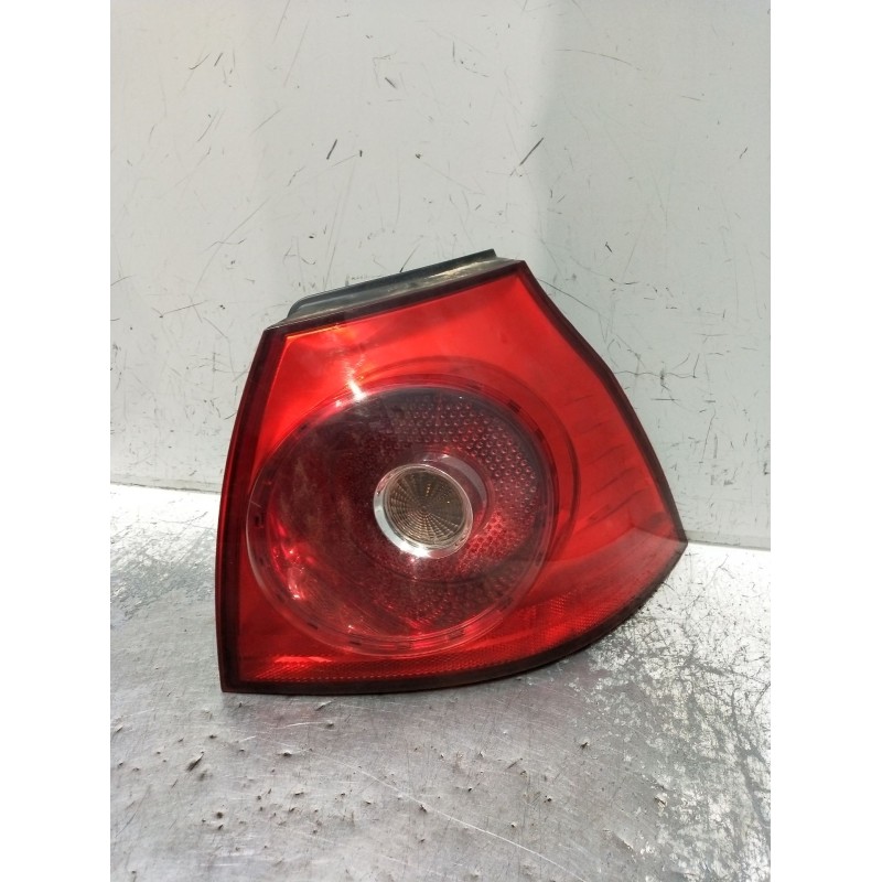 Recambio de piloto trasero derecho para volkswagen golf v (1k1) 1.9 tdi referencia OEM IAM 1K6945096AC  89031823