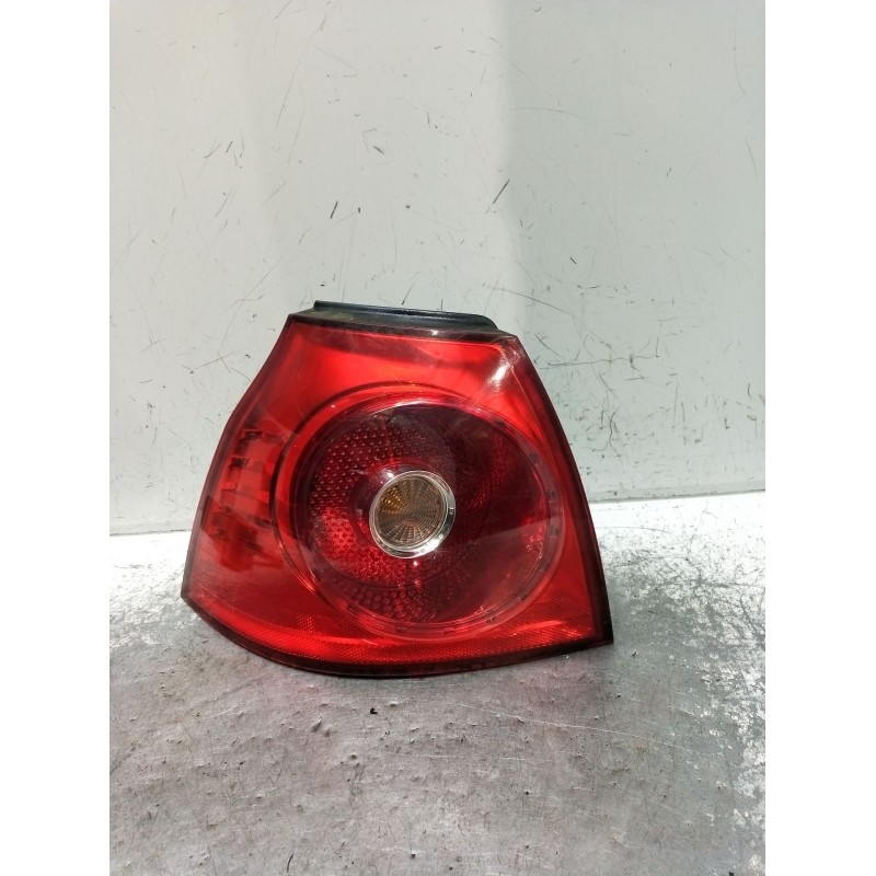 Recambio de piloto trasero izquierdo para volkswagen golf v (1k1) 1.9 tdi referencia OEM IAM 1K6945095AC  89031704