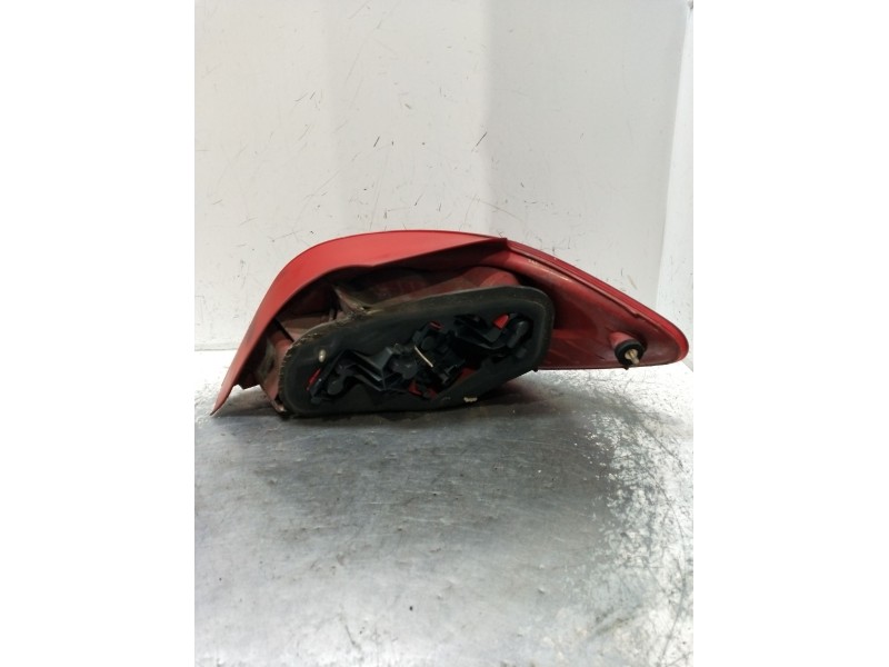 Recambio de piloto trasero izquierdo para peugeot 307 berlina (s2) xr referencia OEM IAM   