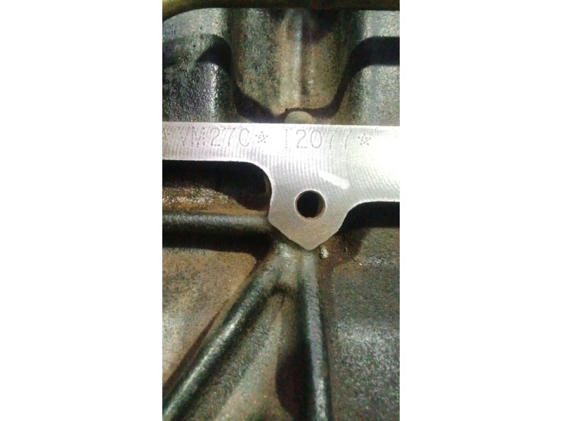 Recambio de motor completo para chrysler voyager (rg) 2.5 crd cat referencia OEM IAM VM27C 12077 