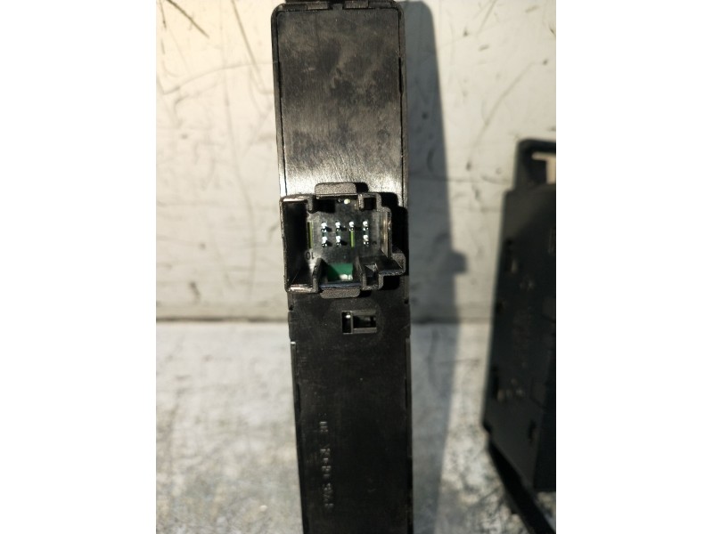 Recambio de mando elevalunas delantero izquierdo para bmw 3 (e46) 330 xd referencia OEM IAM   4P